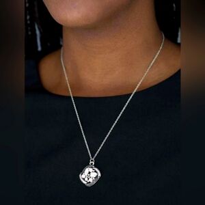 Paparazzi Speaking of Timeless Necklace
